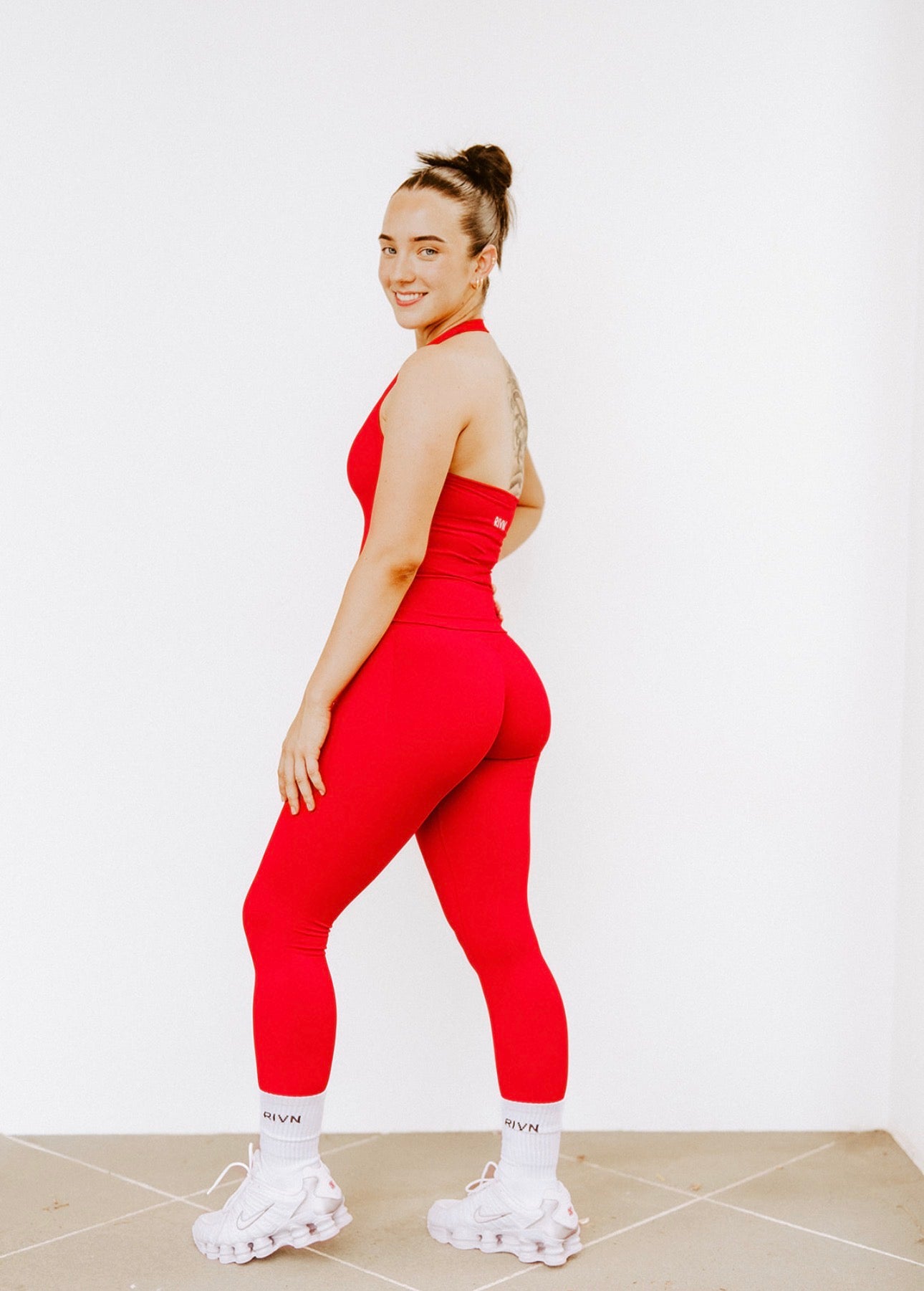 CHERRY RED SCRUNCH LEGGINGS