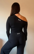 BLACK OFF SHOULDER LONG SLEEVE