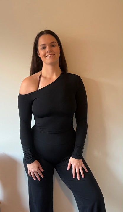 BLACK OFF SHOULDER LONG SLEEVE