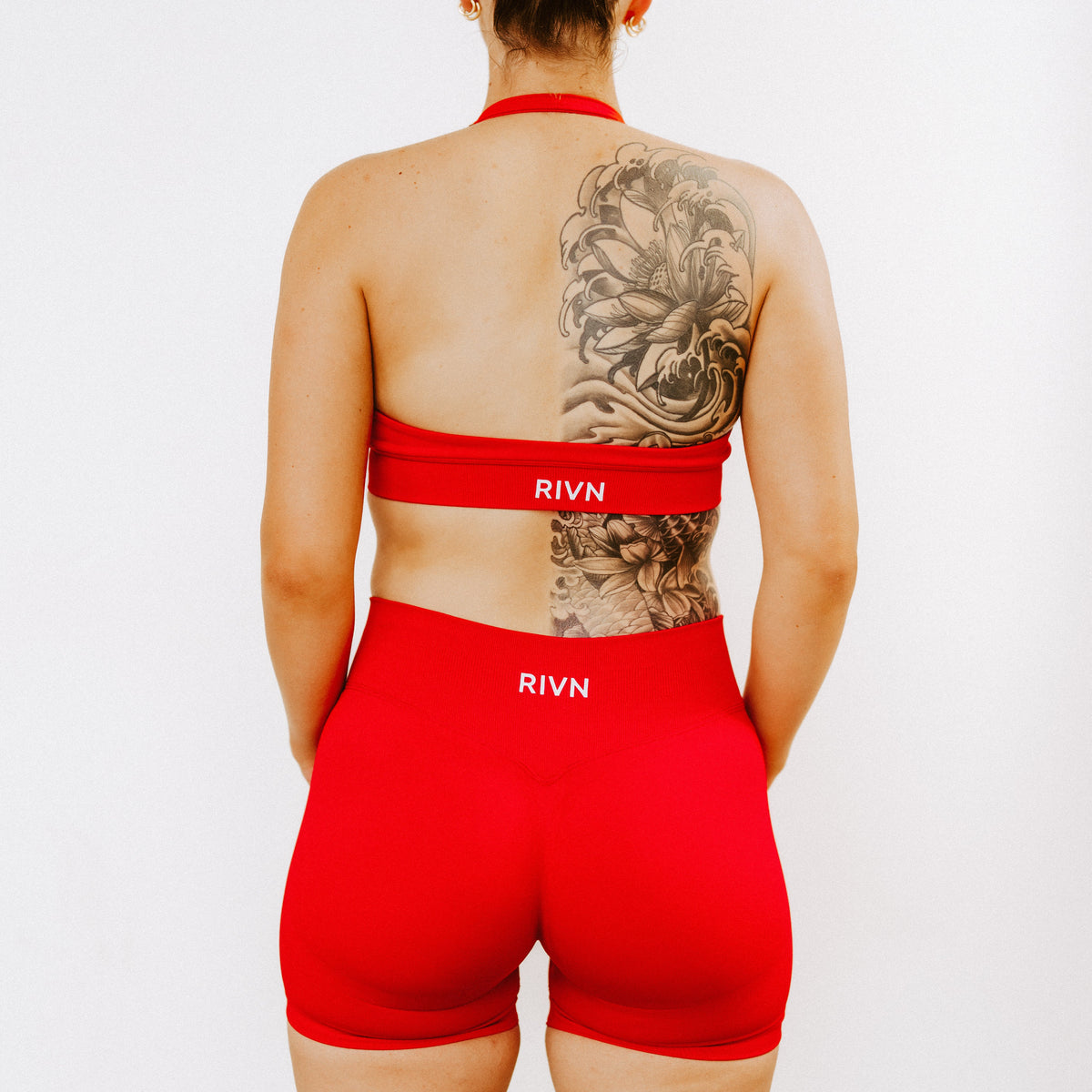 CHERRY RED BACKLESS CROP