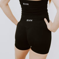 BLACK SCRUNCH SHORTS