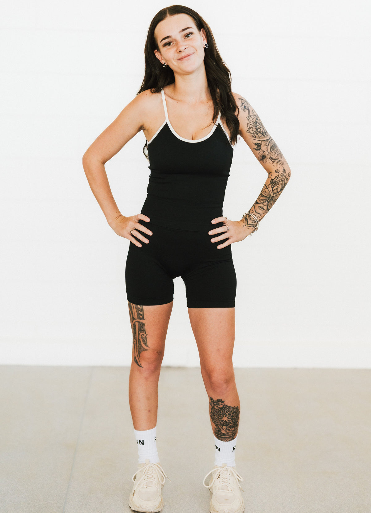BLACK TWO TONE SINGLET