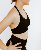 BLACK BACKLESS CROP