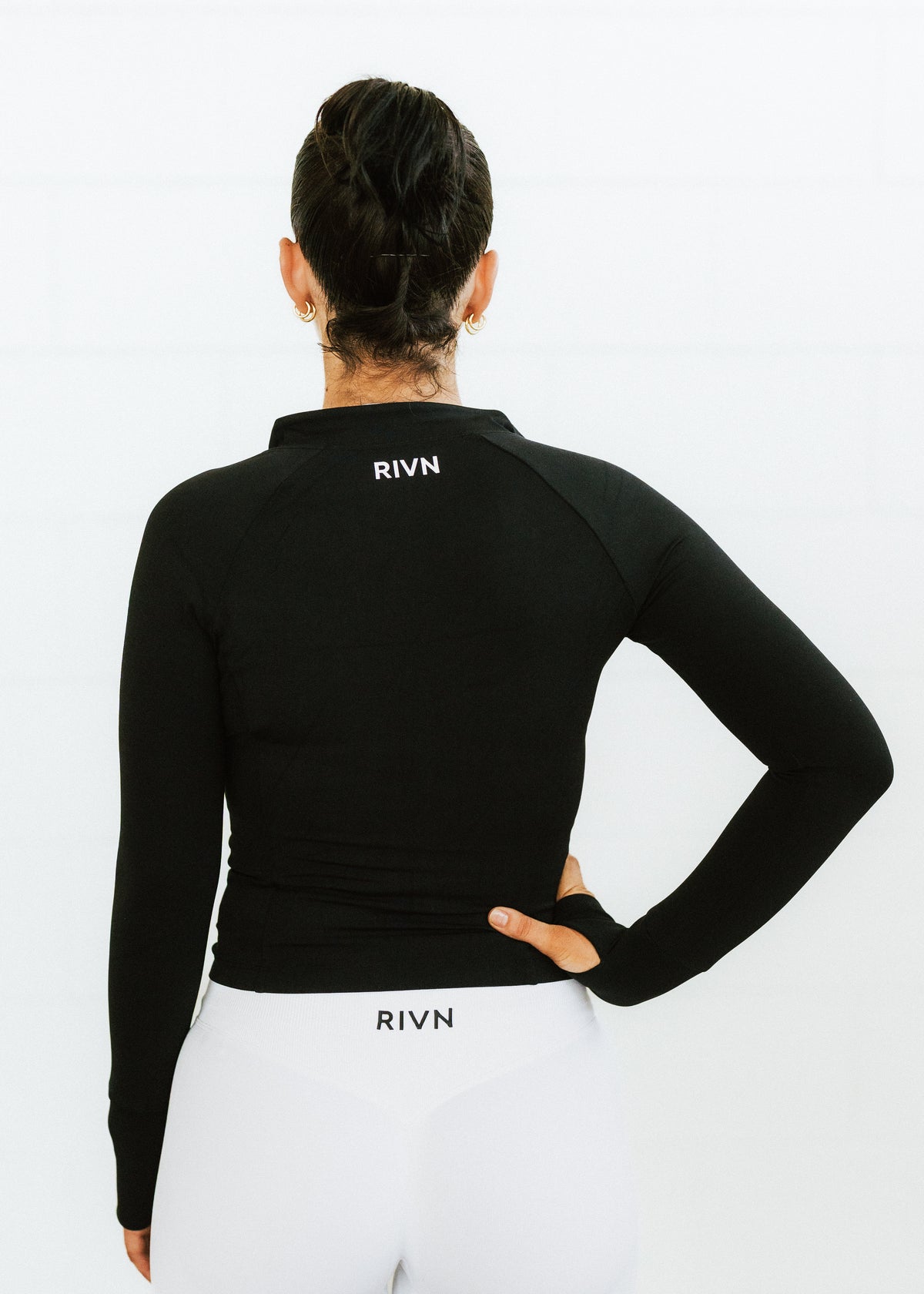 BLACK SCULPT JACKET