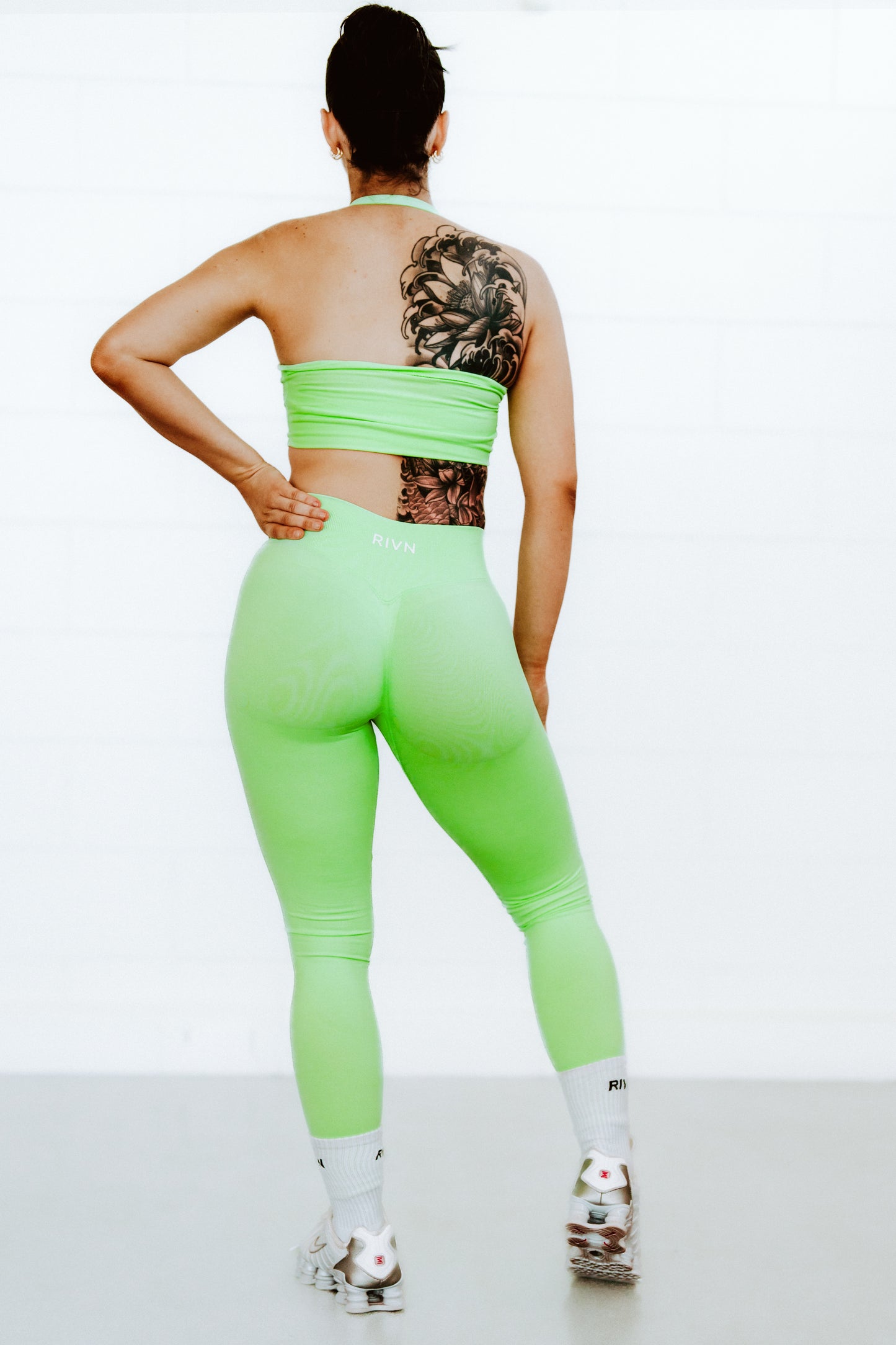 LIME SCRUNCH LEGGINGS