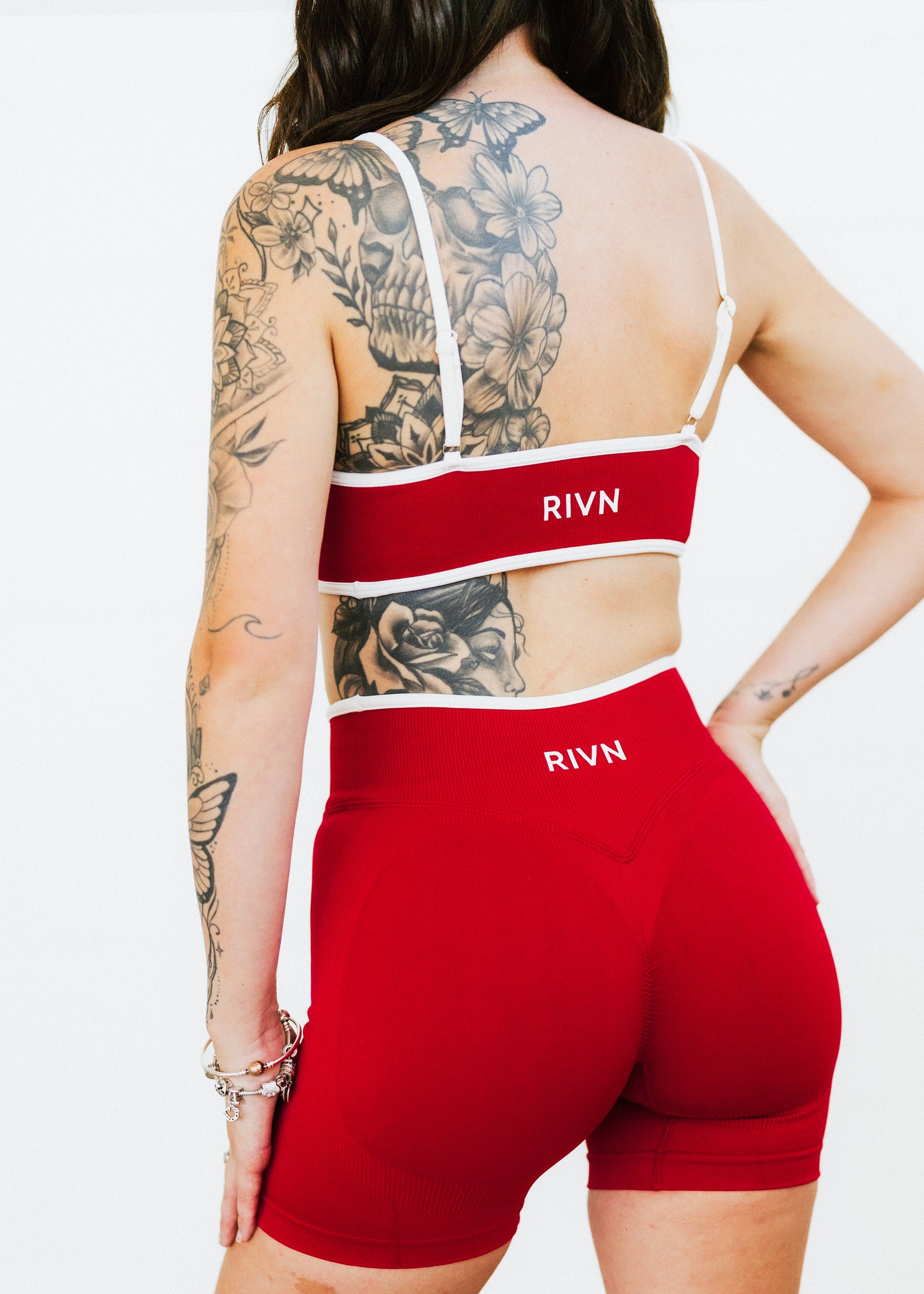 CHERRY RED TWO TONE SCRUNCH SHORTS