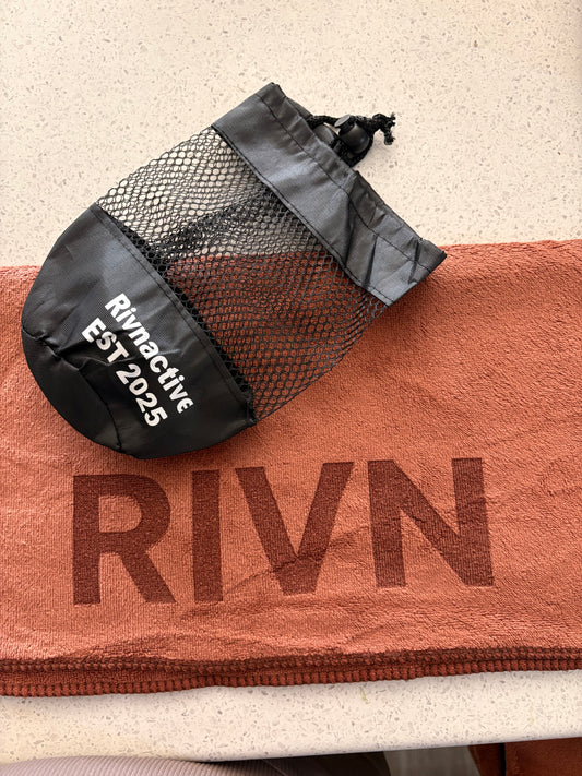 BROWN RIVN GYM TOWEL