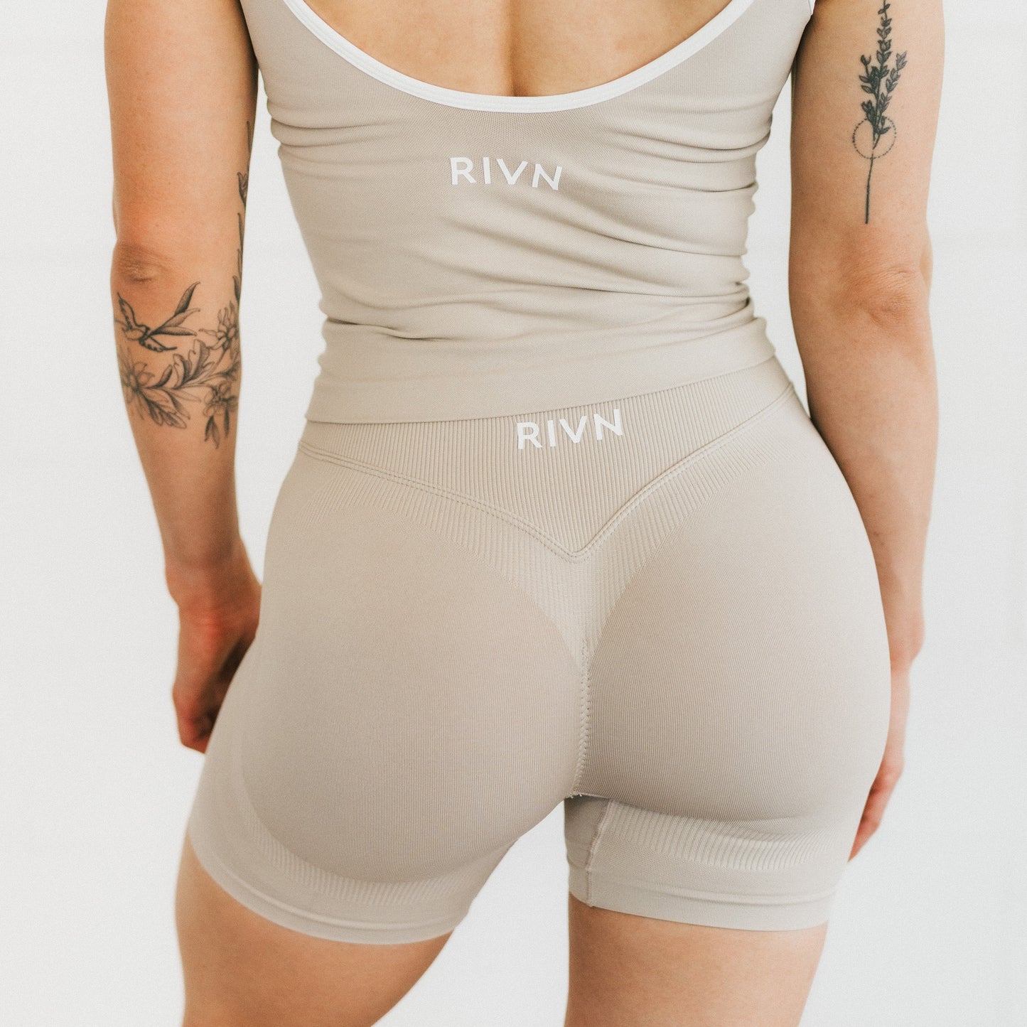 OAK TWO TONE SCRUNCH SHORTS