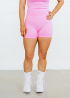 MUSK SCRUNCH SHORTS