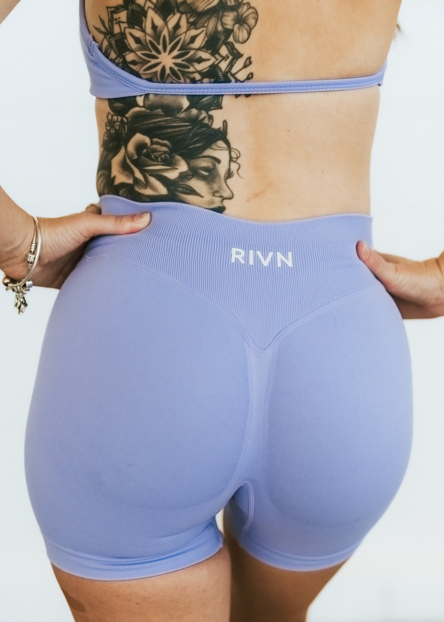 LILAC SCRUNCH SHORTS