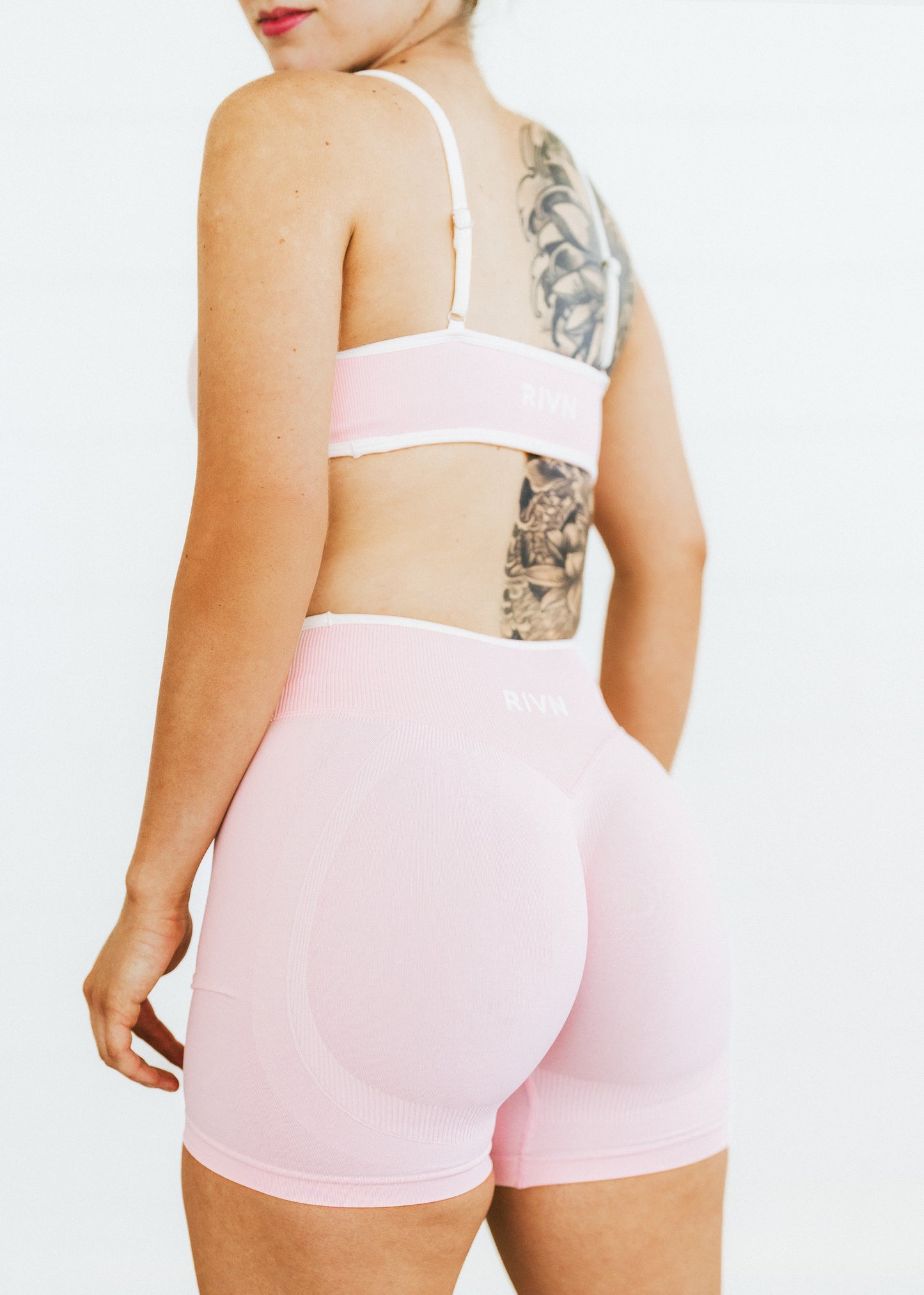 BLOSSOM TWO TONE SCRUNCH SHORTS