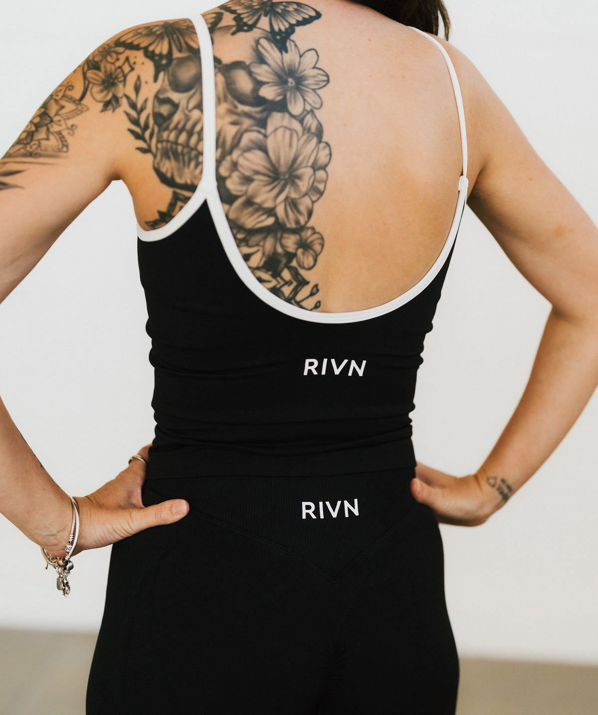 BLACK TWO TONE SINGLET