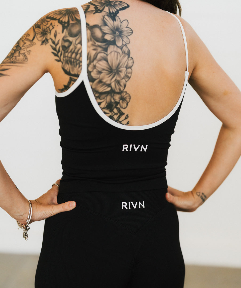 BLACK TWO TONE SINGLET