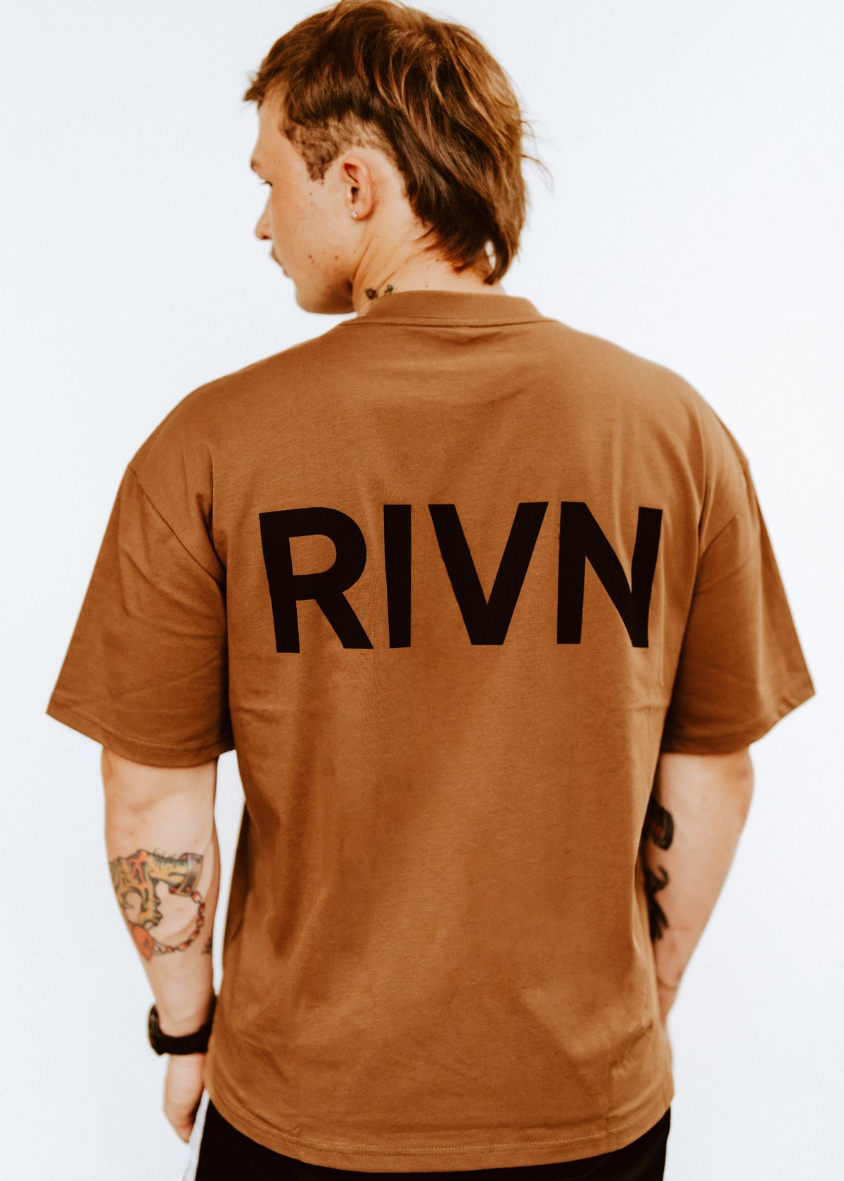 BROWN OVERSIZED TEE