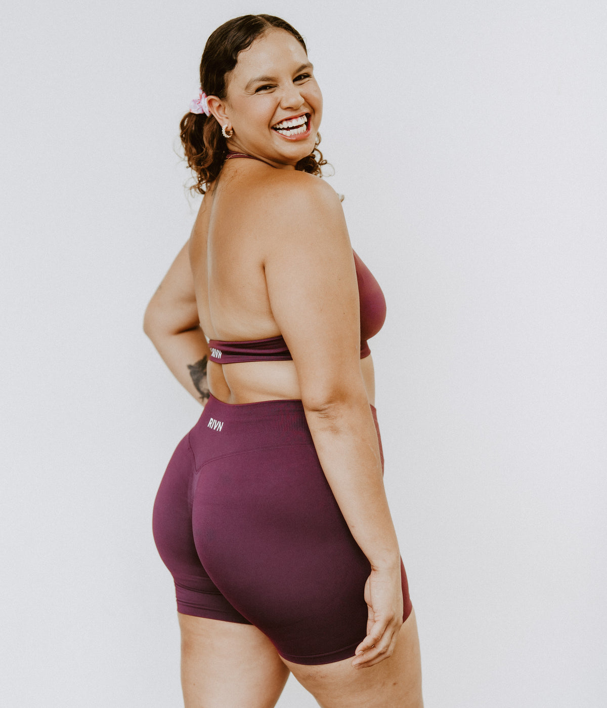 MAHOGANY BROWN SCRUNCH SHORTS