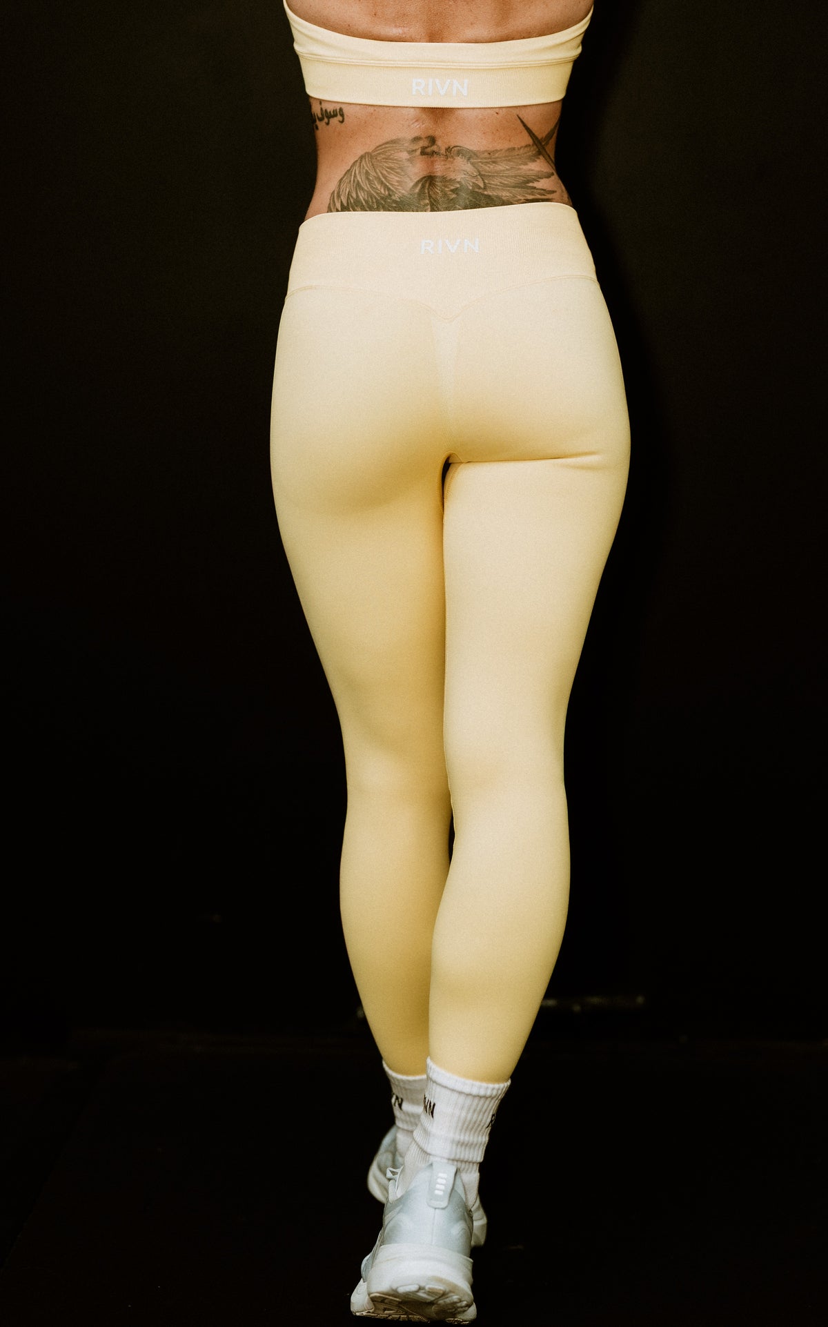 BUTTERCUP YELLOW SCRUNCH LEGGINGS