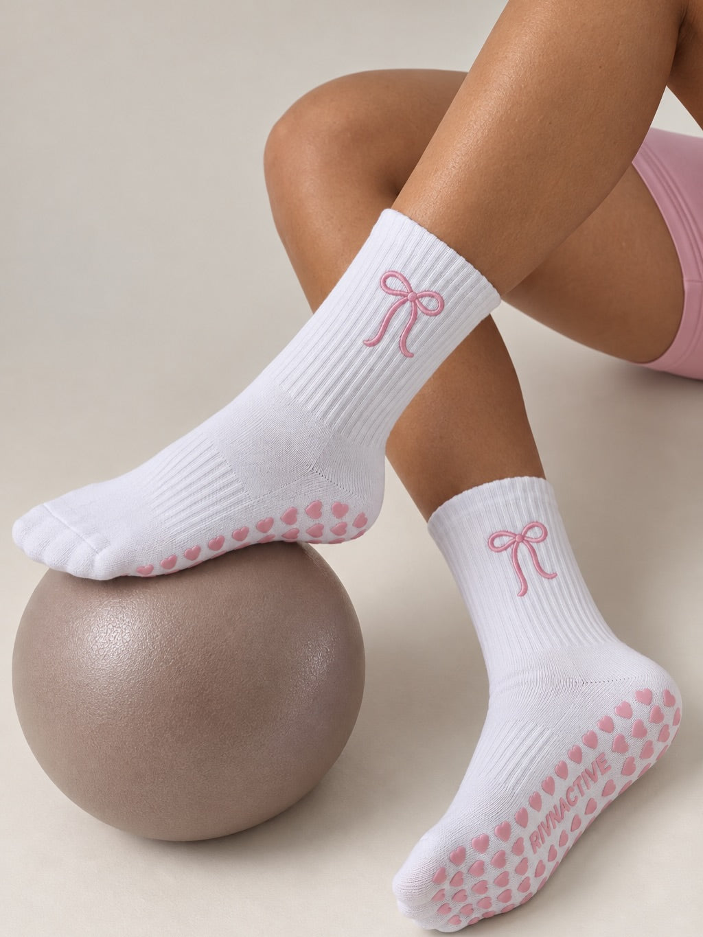 RIVNACTIVE Heart Grip Socks- Baby Pink