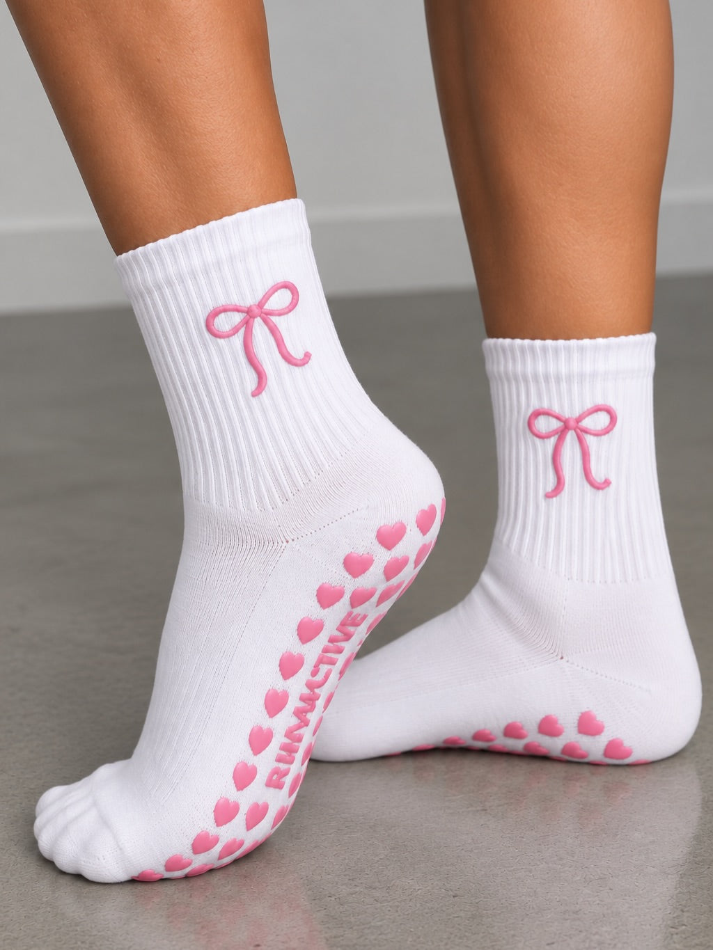 RIVNACTIVE Heart Grip Socks- Baby Pink